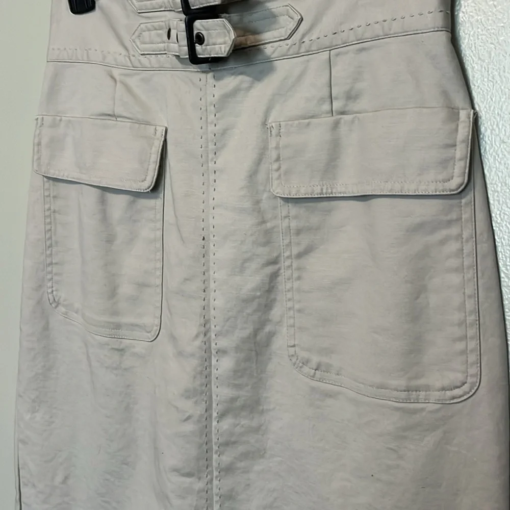 WORTHINGTON mid length tan skirt back zipper womens size 6 cotton/spandex